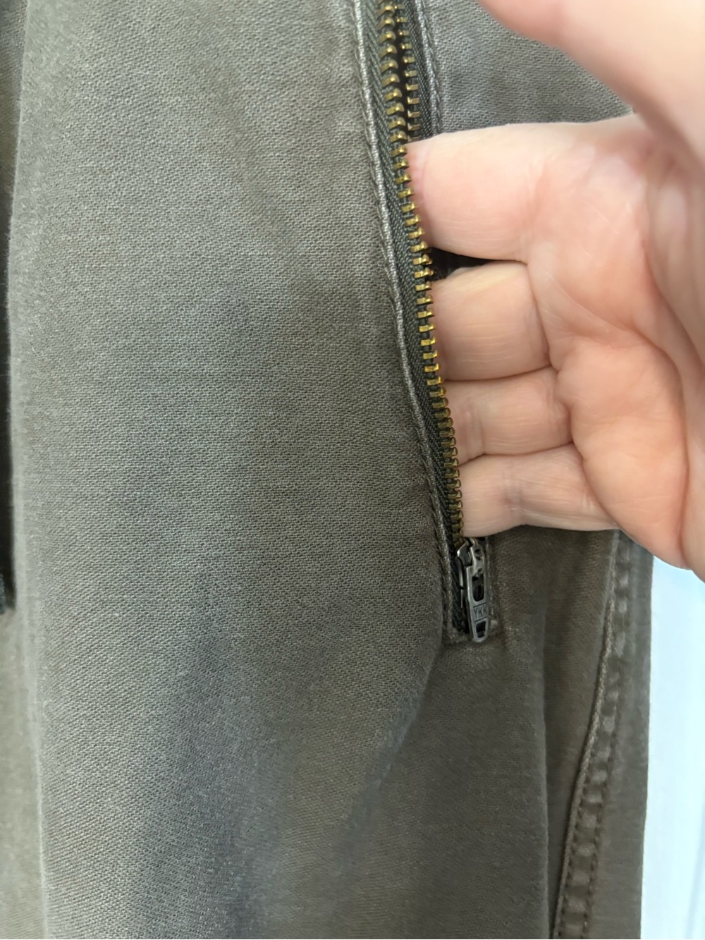 Women TNA Olive Green Drawstring Fleece Jogger Pants Sz 2 100% cotton Athleisure - Picture 11 of 15